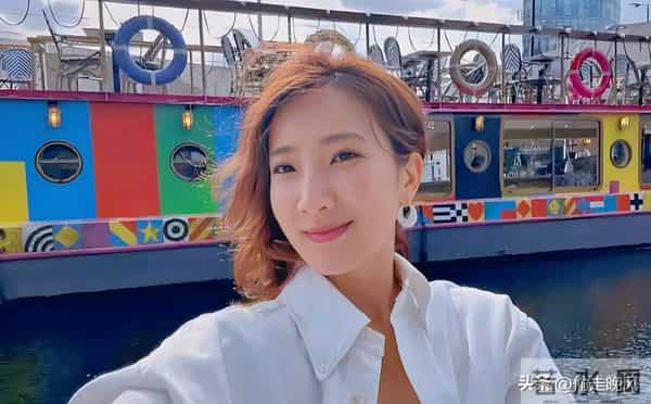 陈赫前妻许婧：在沙特庆生，穿露背装好辣，外籍老公185有胸肌