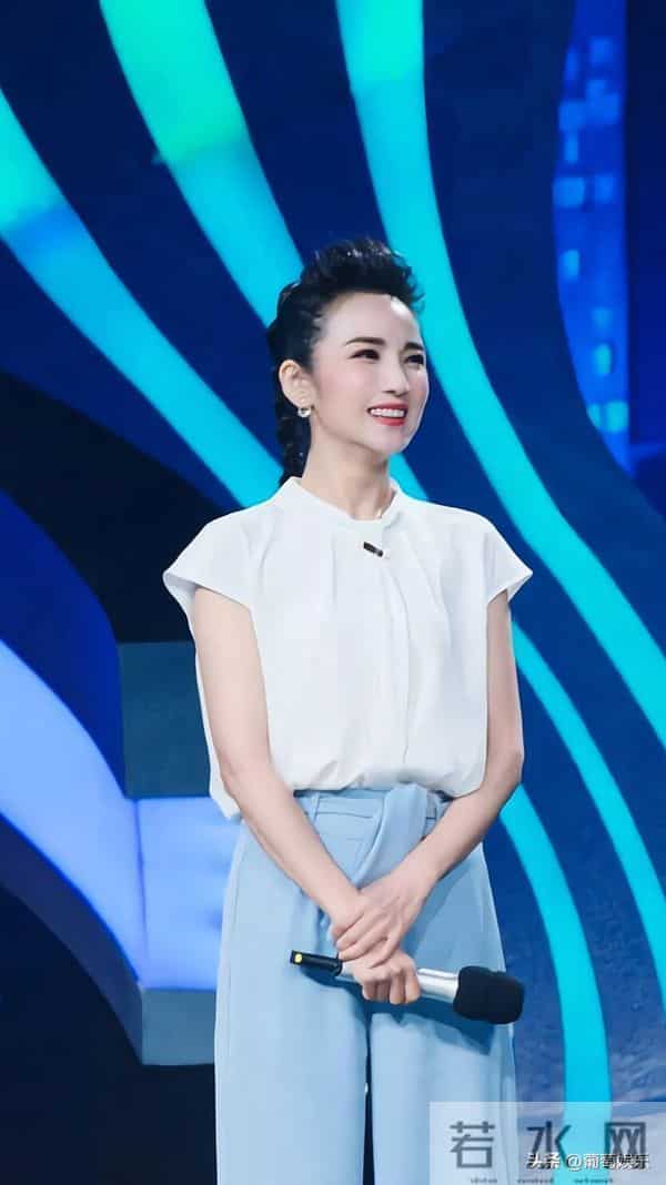 央视主持人 管彤