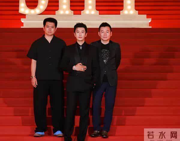 黄晓明拿下年度演员，却又遭遇了惨淡票房