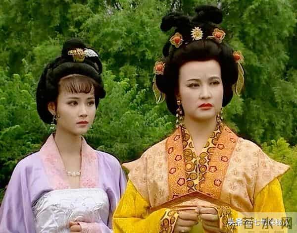 59岁茹萍的痛:女儿离婚,儿子大龄未婚,风光背后满是无奈