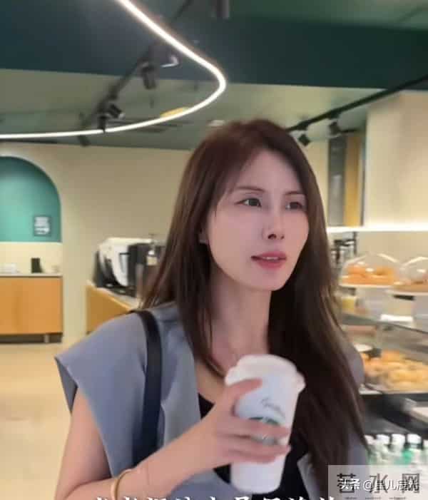 老麦新露面在买早餐 他有点忧郁 表哥力挺二哈 大哈的粉丝群信息被曝