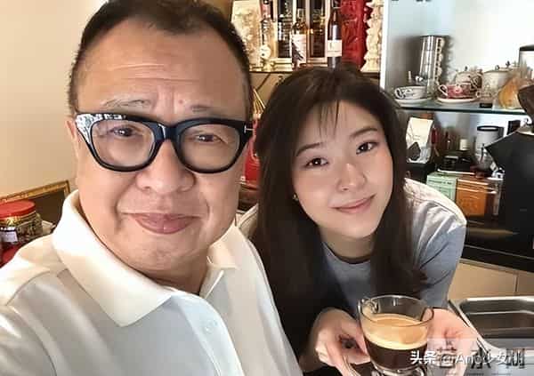 许绍雄去世仅7天,令人“厌恶”的事还是发生了,还不止一件