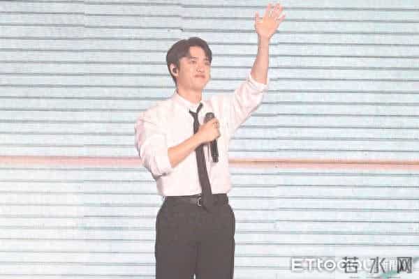 D.O.约满离开寻找新东家！　网惊：还以为那是一人公司