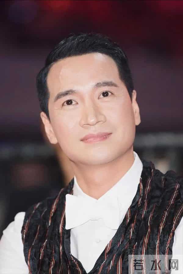 这次何晟铭的爆料，意外揭开了杨幂的尴尬处境，马伊琍的话应验了