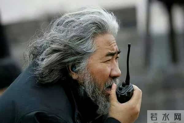 张纪中出车祸，直言带孩子压力大