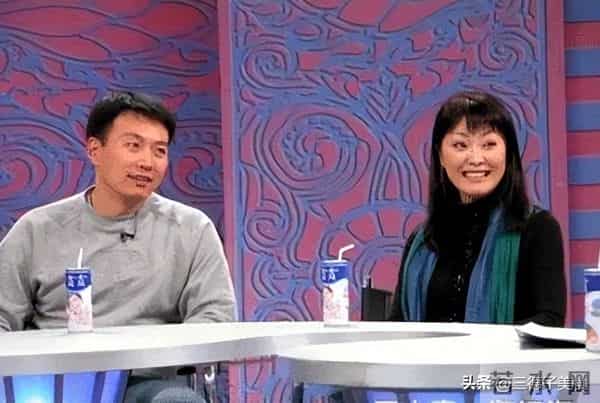 丁克15 年遭婆婆催生，41岁生下“矮小症”女儿，王小骞如今怎样了