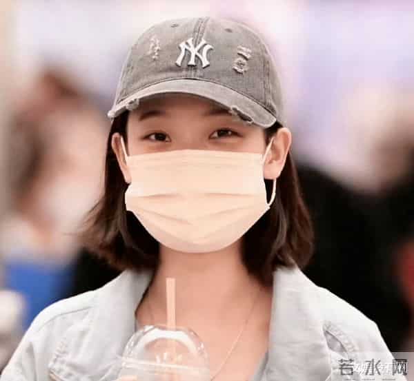 韩网热议：柳智敏必须化舞台妆才行，淡妆就成了普通人！