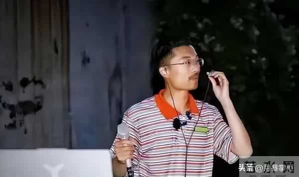 曾一夜成名,“日入百万”的郭有才,如今泡沫散去,他过得如何?