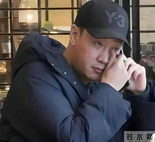 祈福9天后，辛柏青状态不对劲！神情哀伤满脸憔悴，比之前老10岁