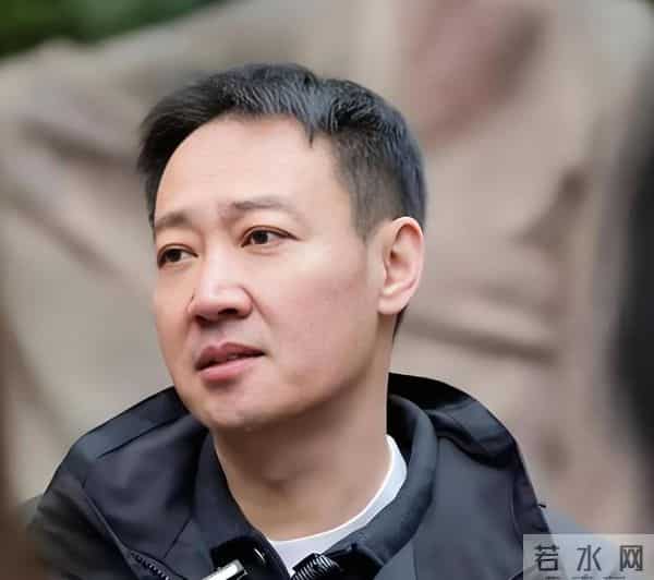 祈福9天后，辛柏青状态不对劲！神情哀伤满脸憔悴，比之前老10岁