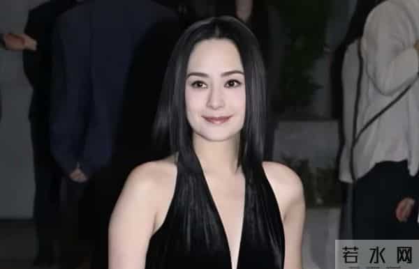 突发！阿娇前夫再曝离婚，结束人生第三段婚姻，妻子一夜删光合照