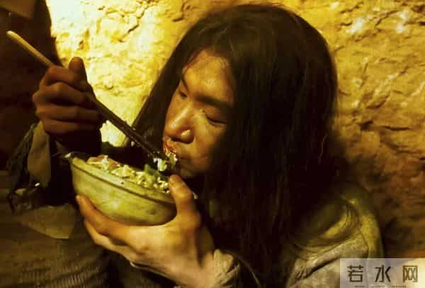 听了王家卫的录音文档，突然怀疑，张国荣的抑郁症不会和他有关吧