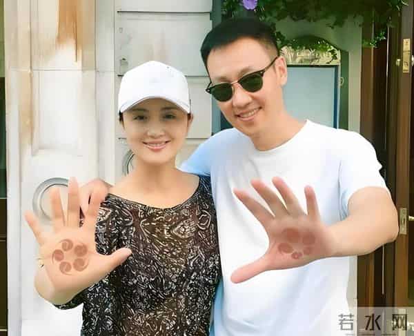 祈福9天后，辛柏青状态不对劲！神情哀伤满脸憔悴，比之前老10岁