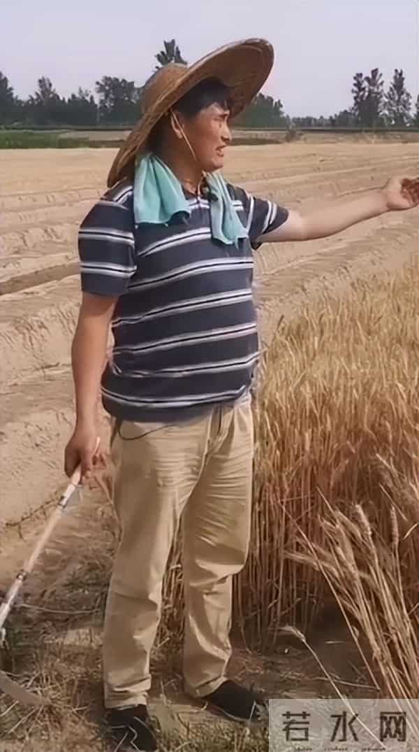 于文华也没想到，大衣哥爆红14年后，如今终于过上了理想生活