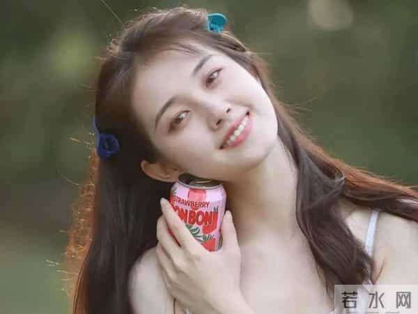 横店这一夜,珠圆玉润的短剧女神郭宇欣,秒了内娱一堆“排骨精”