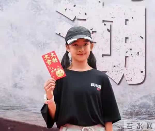 沈佳润之后又一星二代出道备受好评，黄奕之前的自信，如今被打脸