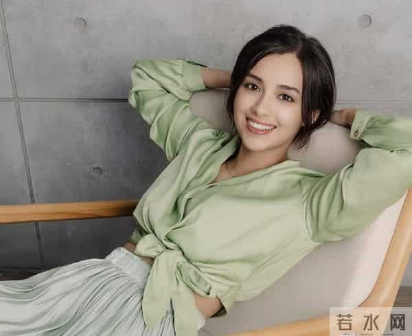 又走一个！TVB最美混血港姐宣布离巢，因粤语差演技差被高层抛弃