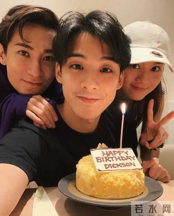 前TVB男星被曝同时交往两位女神级密友，感情生活比演艺事业精彩