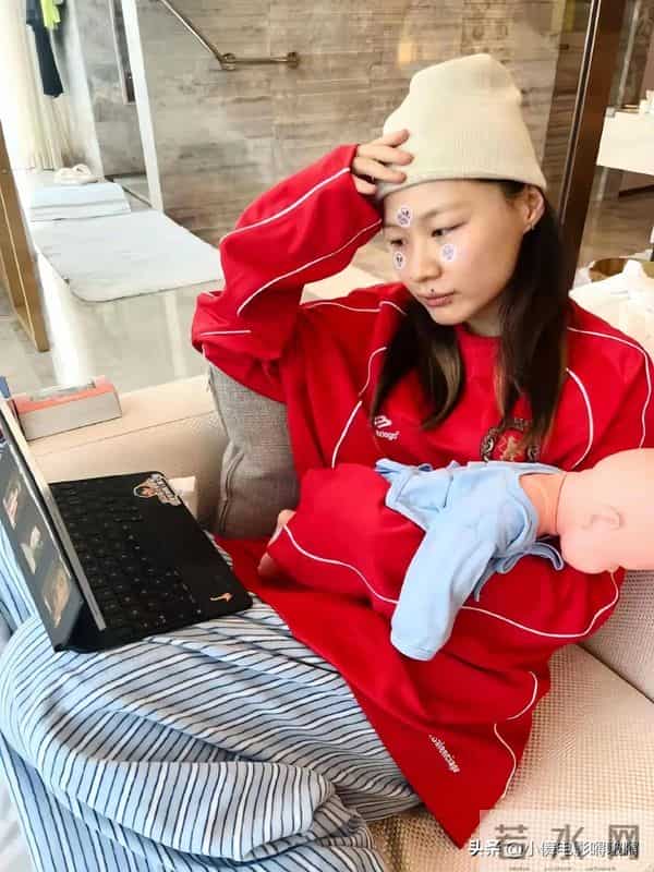 《繁花》录音门升级，金靖遭殃后，即使被“羞辱”也不敢得罪资本