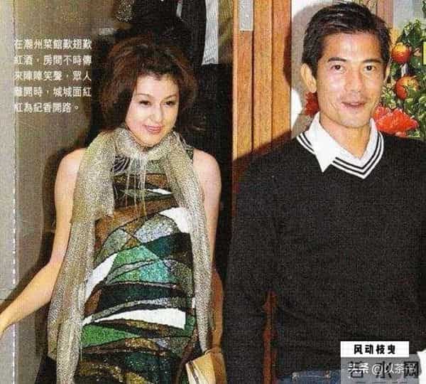 54岁藤原纪香风韵犹存很迷人，有过2段姐弟恋婚姻，无儿女成遗憾