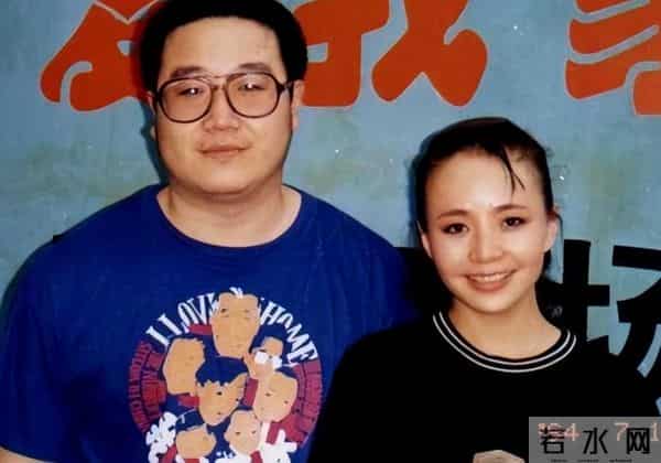 宋丹丹没想到,被自己公开怒斥的英达,如今竟走上了另一条上坡路