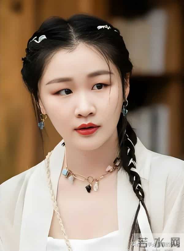 陪玩过夜只是冰山一角,王家卫录音曝潜规则,唐嫣、金靖也遭殃