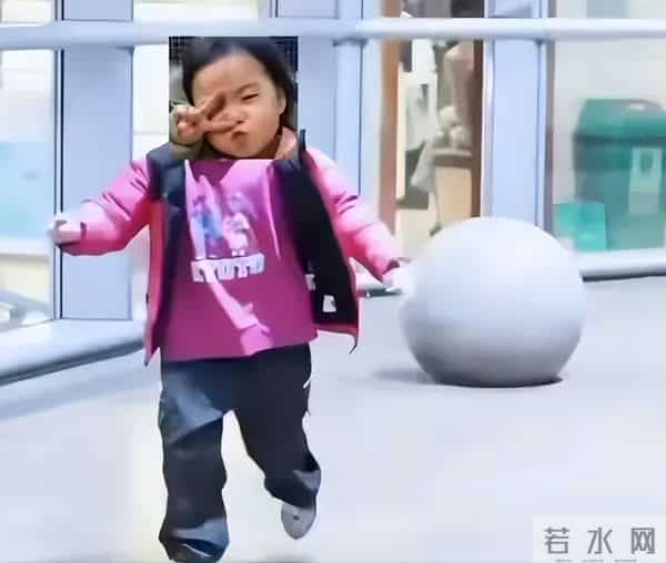 白百何带两个儿子现身!17岁大儿子长得像前夫陈羽凡,二儿子5岁