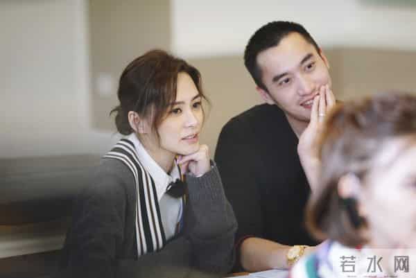 香港著名女星的前夫第三段婚姻陷入危机,女方已经删光所有合照