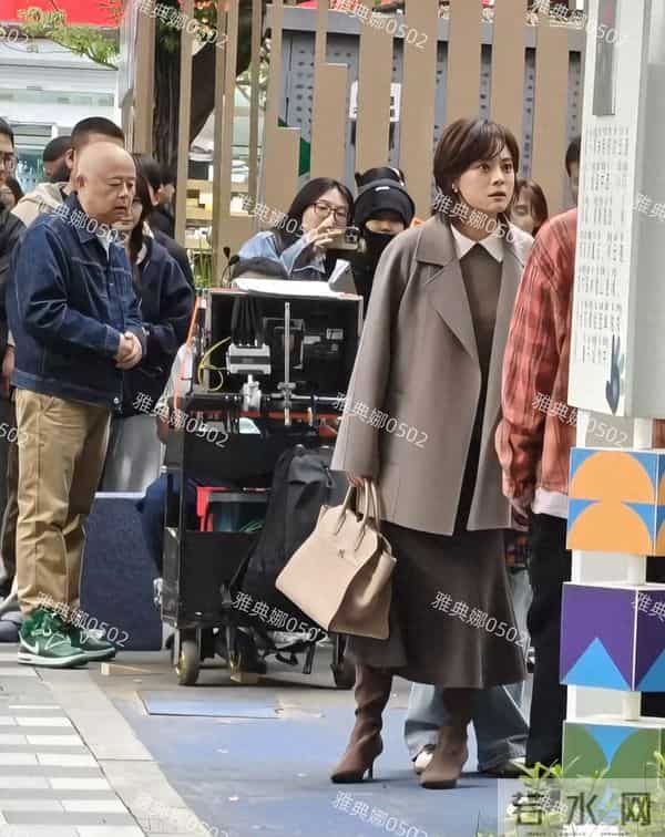 孙俪现在不管演啥都是这个表情，越来越像她老公邓超让观众很出戏