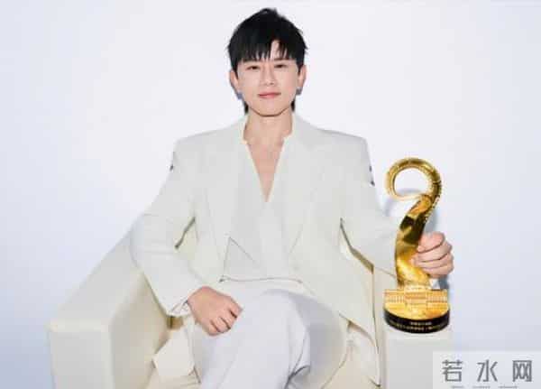 央媒点名,42岁的张杰高调官宣喜讯,这次他狠狠为谢娜争了口气