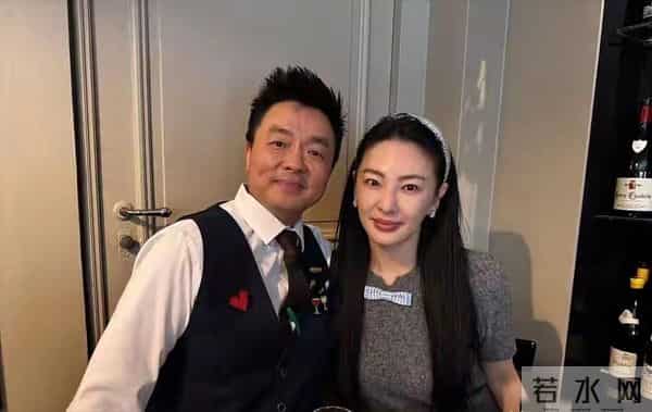 才39岁就这样了？网友：又肿又僵，没了精修，脸垮得太真实。