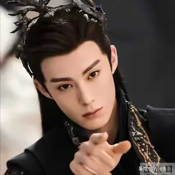 为了割韭菜,脸都不要了?这几位明星“捞钱”的样子太难看了!