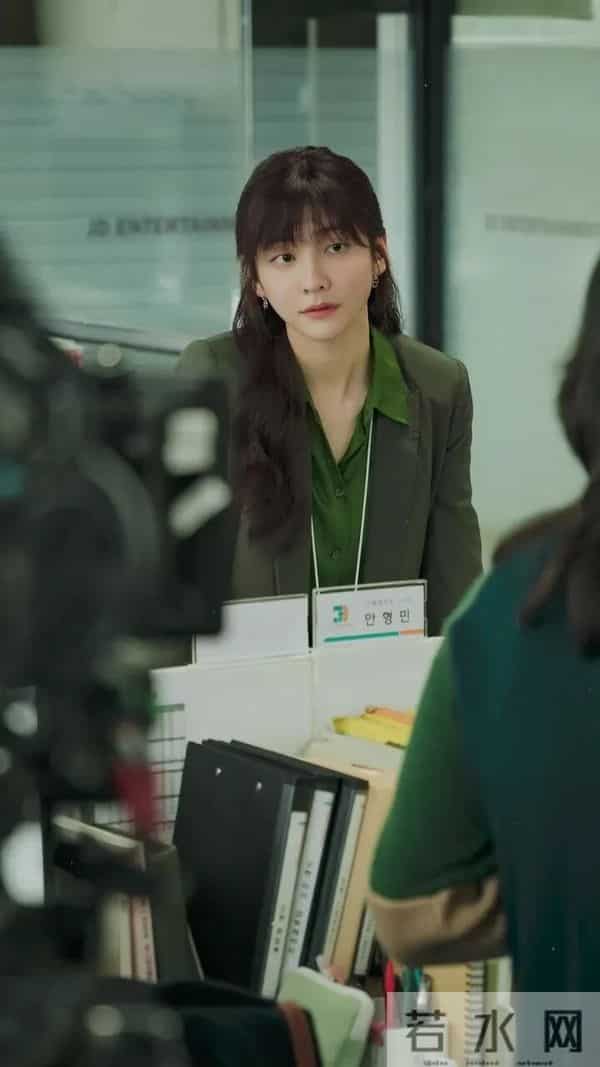 被金高银新剧种草了好多单品，从优衣库到爱马仕都帮大家扒出来了