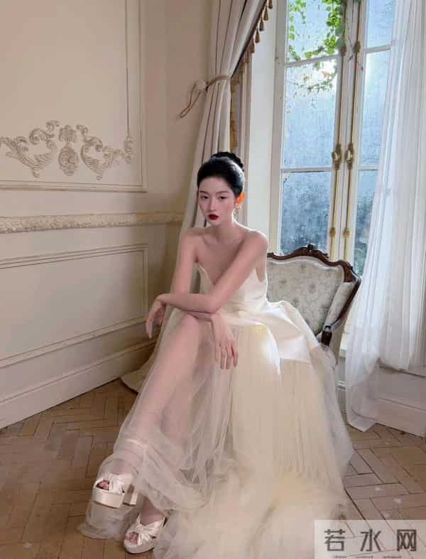 王玉雯真有型啊 迷人的小妖精！