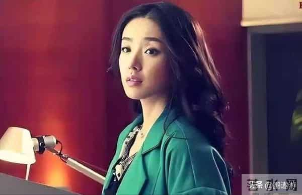 曾被张艺谋力捧,火后与富豪卷款61亿逃亡国外,现在的她过得如何