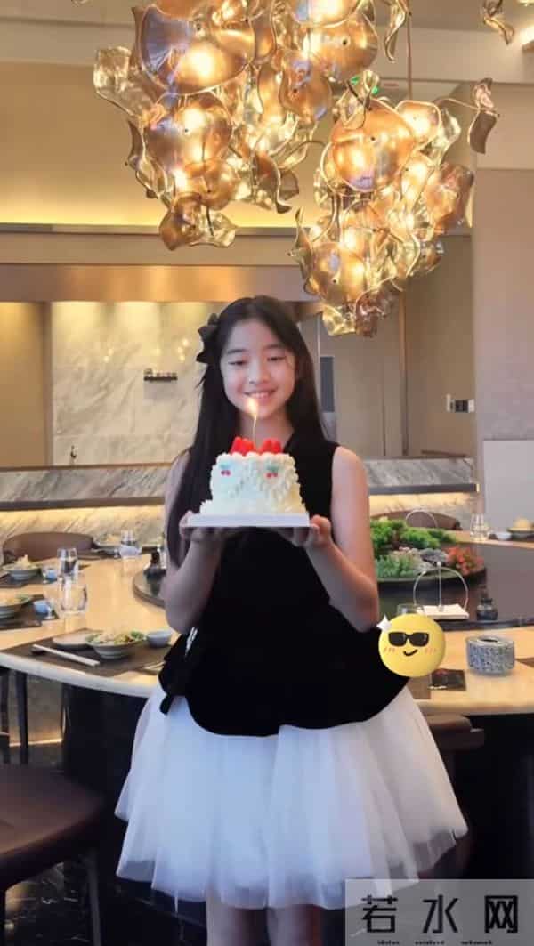 沈佳润之后又一星二代出道备受好评，黄奕之前的自信，如今被打脸