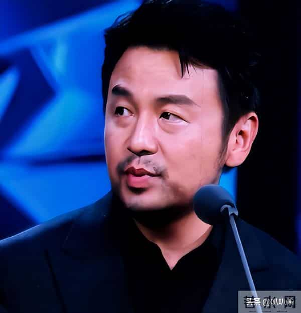 雷佳音的妻子居然是她？竟是我们的童年女神，网友：藏得太深了！