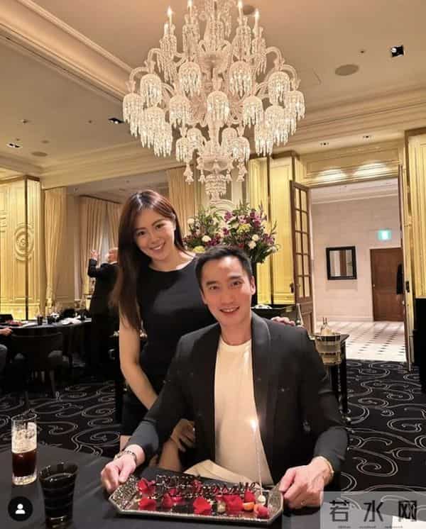 曝阿娇前夫三度离婚，两人取关女方删光合照，网友替阿娇不值！