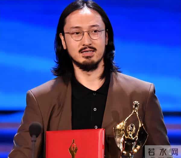 拔出萝卜带出泥！逼疯辛芷蕾，袒护强奸犯的他，这次惹众怒了！