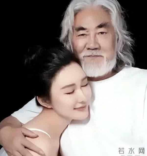 张纪中妻子不再隐忍！最担心的不是家产和名声，而是才1岁的女儿