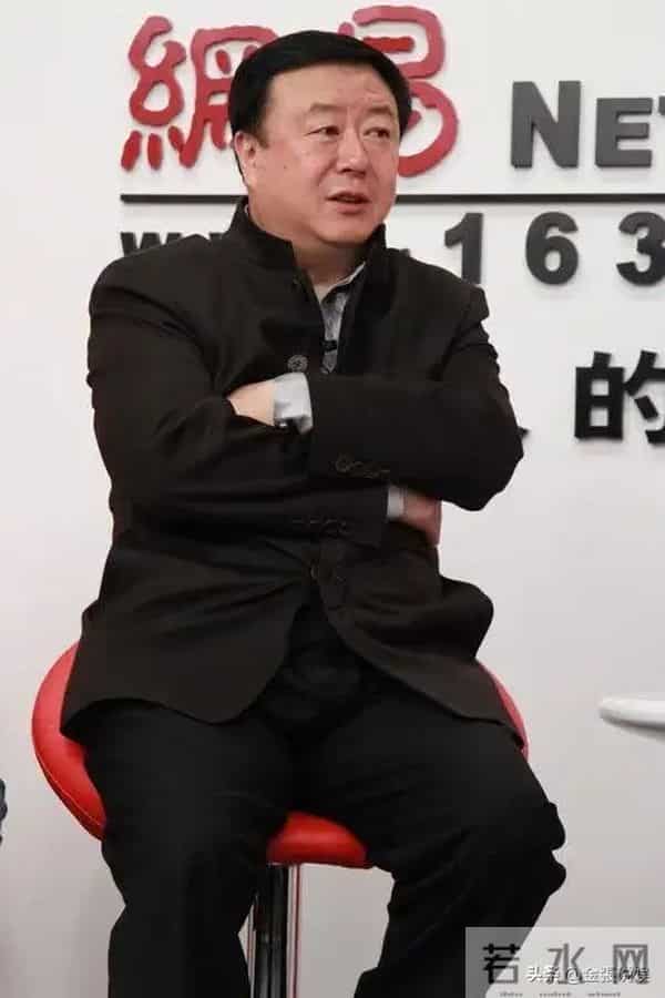 一婚娶央视主持人，二婚娶演员，三婚娶小30岁美女，64岁终于当爹