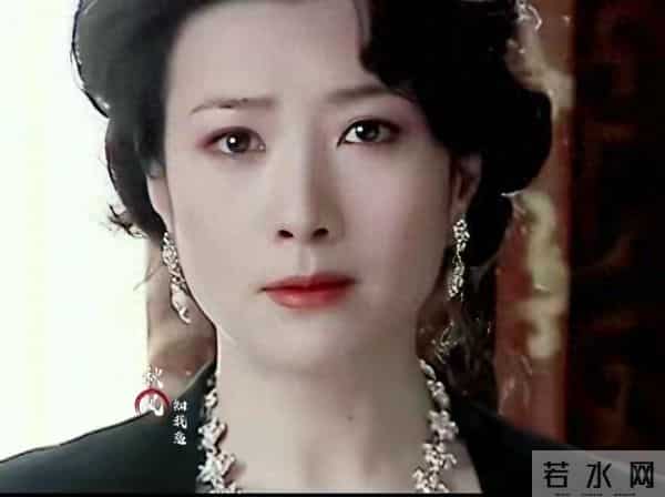 王静绝对是国内女演员中最媚最有气质的，有一种特有的高贵气质