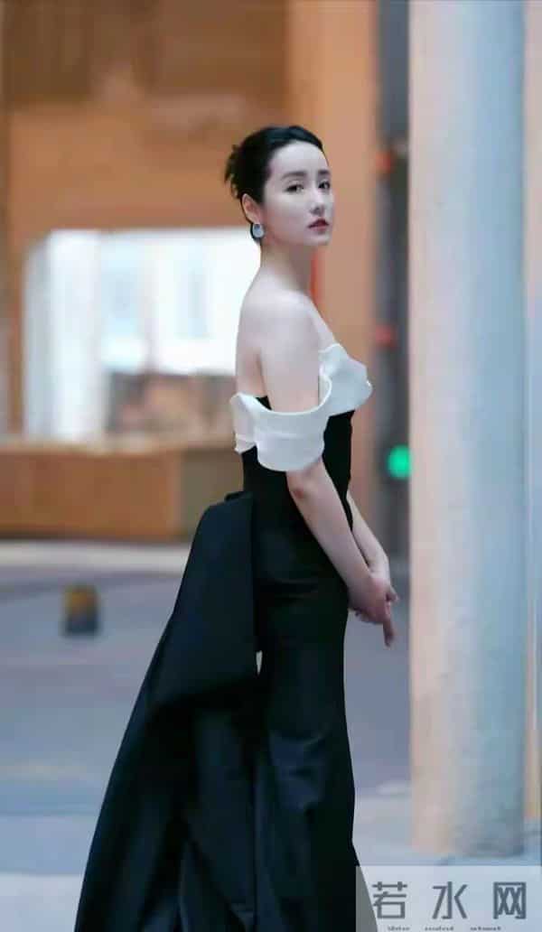 吕一，肤白貌美，体态丰腴：写真欣赏。