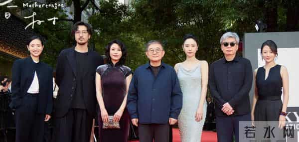 不忍了！白百何手撕王传君，被王家卫封杀的他，也学会花钱买特权