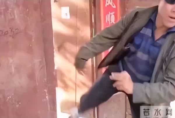 国家出手!大衣哥案判了,闹事者下场解气,可还有个网暴者没解决