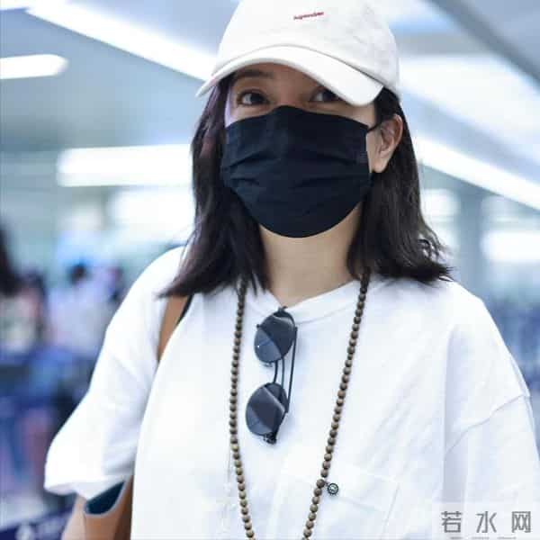 落地的凤凰不如鸡?消失四年后,赵薇终是为自己的“选择”买了单