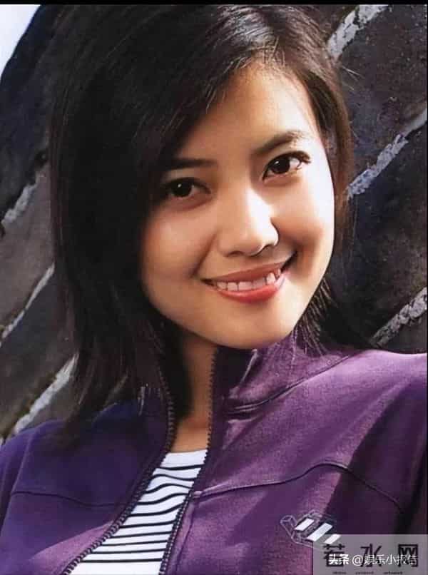 高圆圆日渐丰腴了，毕竟年龄大了