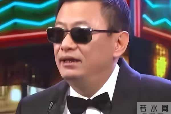 “录音门”不到一周，官方下场锐评，王家卫秦雯迎来两大噩耗