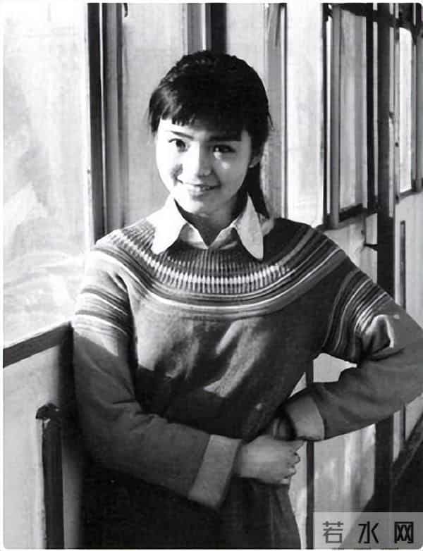 52岁朱迅近况曝光！面色苍白不敢认，网友：怎么变成这样了！