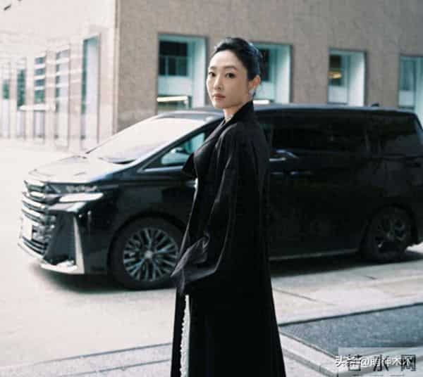 白百何疑开撕王传君！曝沪圈要求文晏给男方撕奖，白百何发文内涵